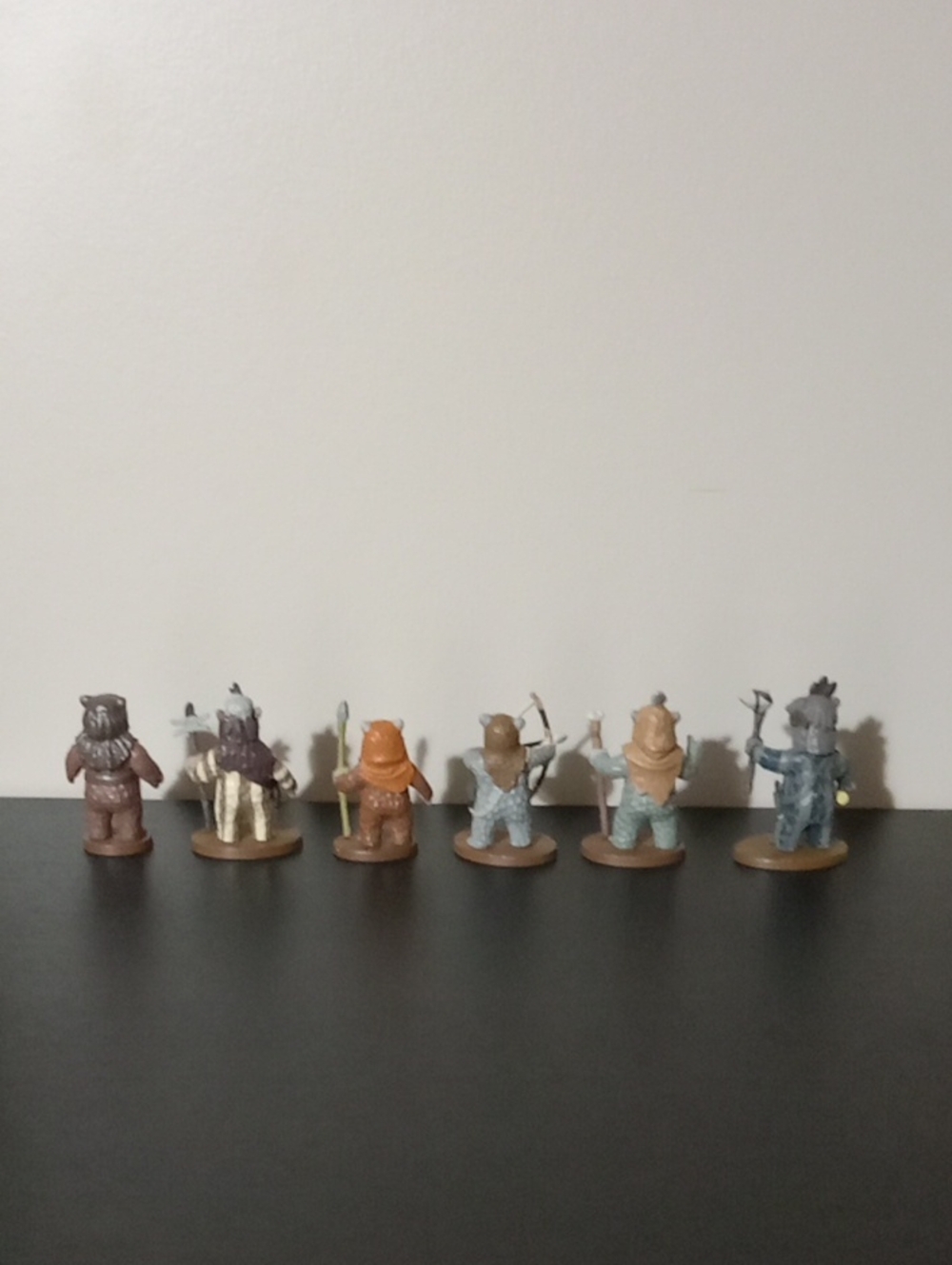Disney Star Wars Ewok Figurines Lot - 40th Anniversary Return of the Jedi - Picture 3 of 5
